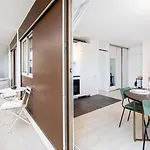 Guestready - Chic Retreat With Balcony For 2 *
