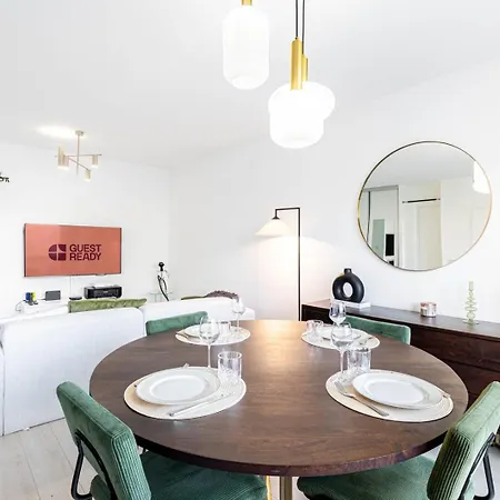 Apartment Guestready - Chic Retreat With Balcony For 2 *