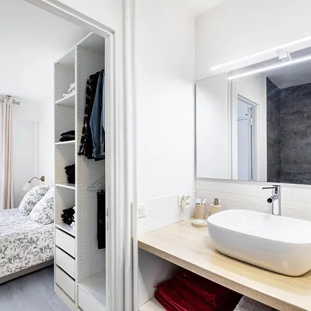 Guestready - Chic Retreat With Balcony For 2 パリ