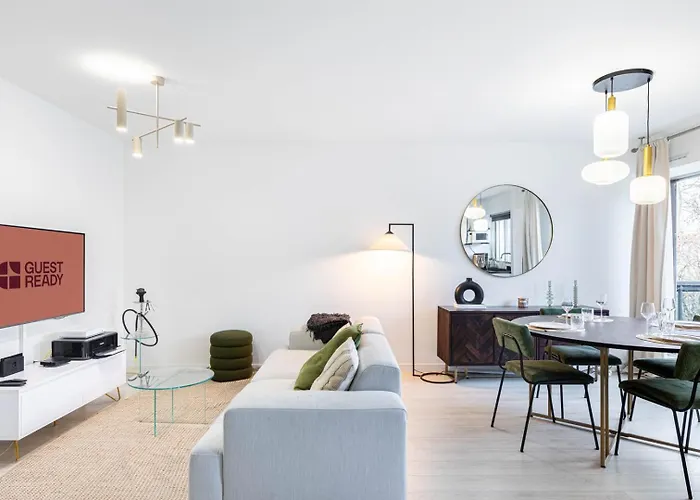 Guestready - Chic Retreat With Balcony For 2 דירה *